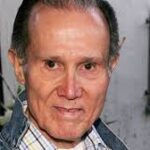 Henry Silva